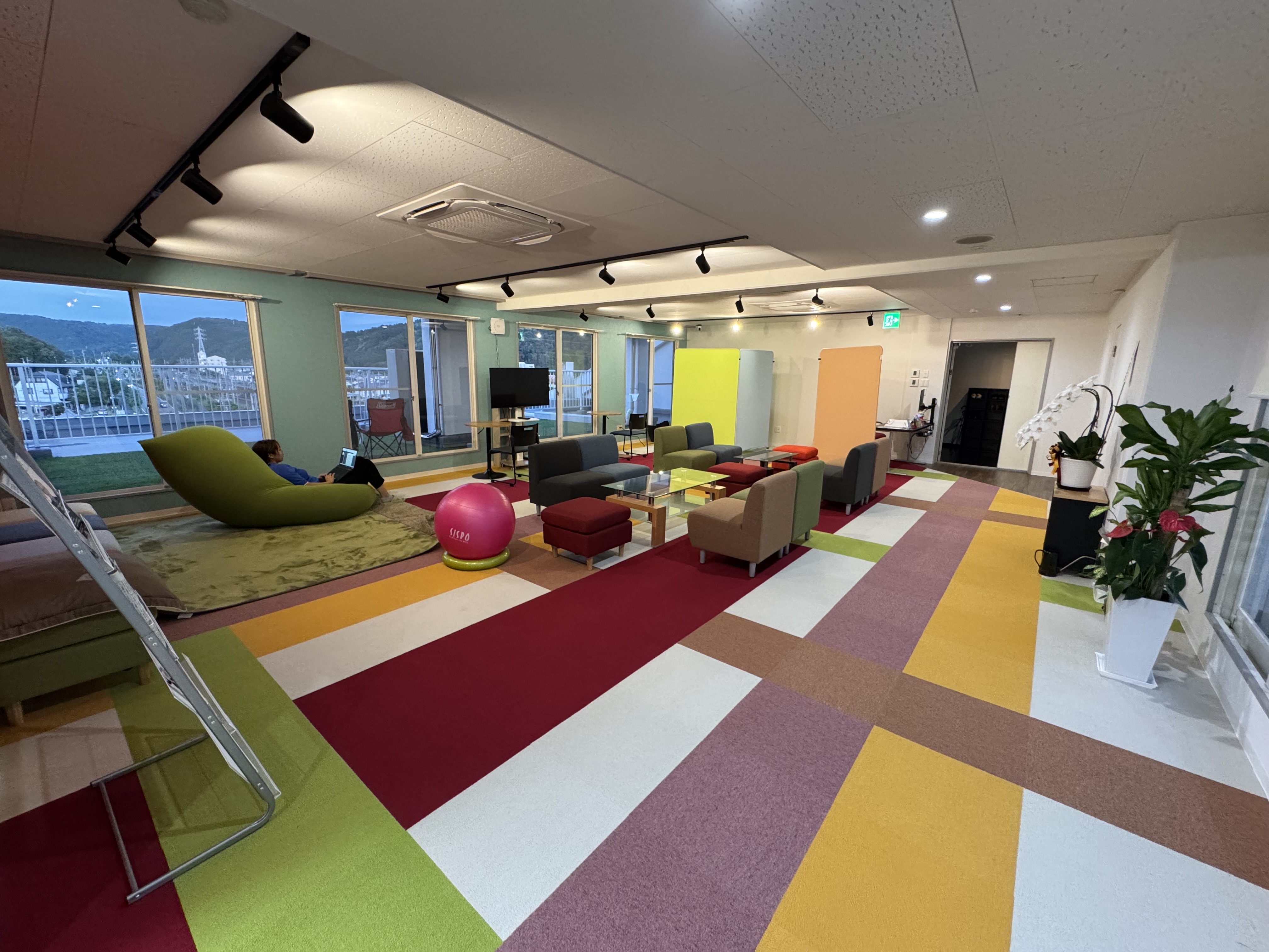 コワーキングスペース